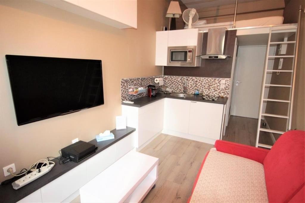 Beautiful And Cozy Apartment In The Heart Of คานส์ ภายนอก รูปภาพ